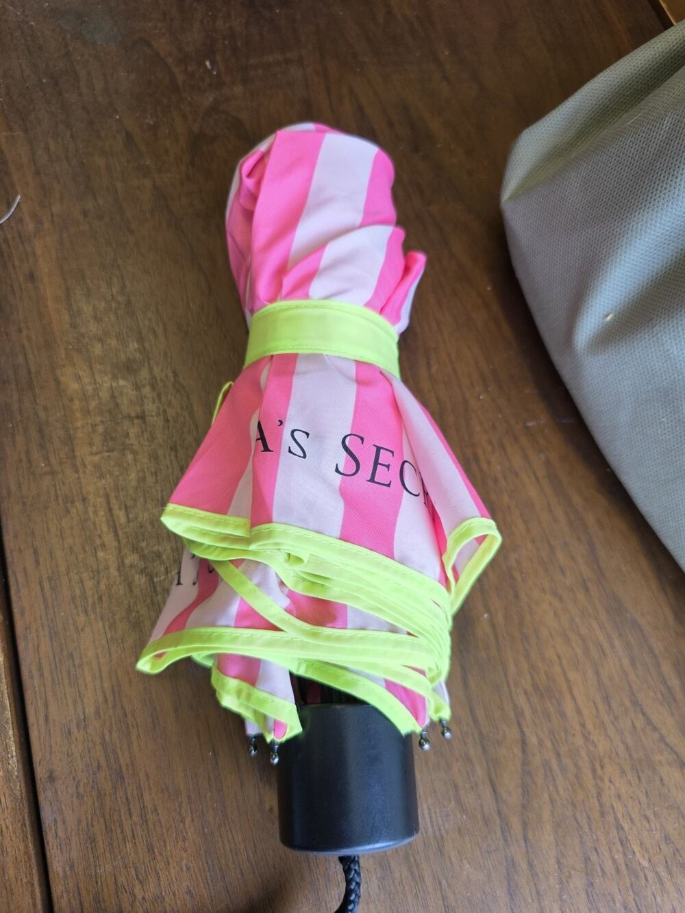 VICTORIA'S SECRET Striped Umbrella Pink White Green